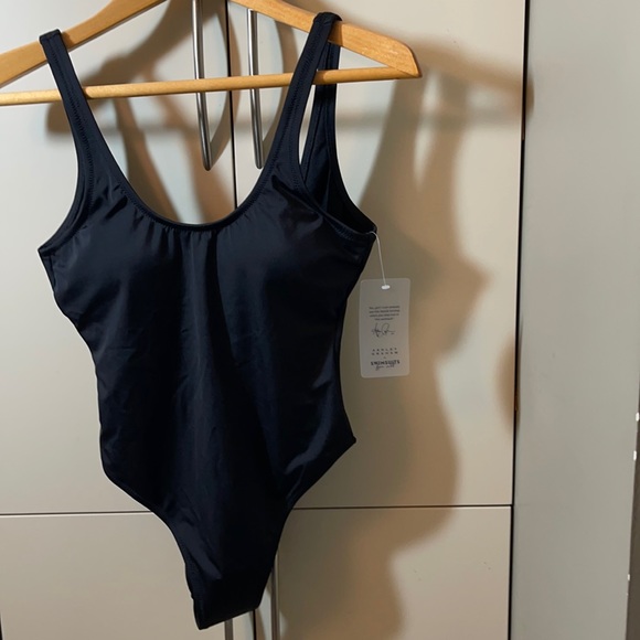 Ashley Graham Other - Ashley Graham Swimsuit (for all), size 4, gorg NWT